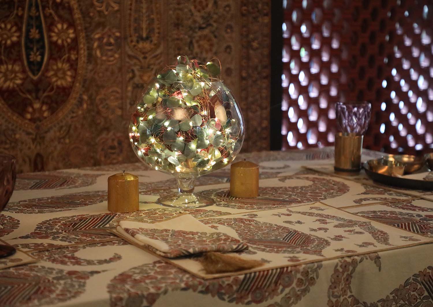 Rumi Koi Koi Dining Collection